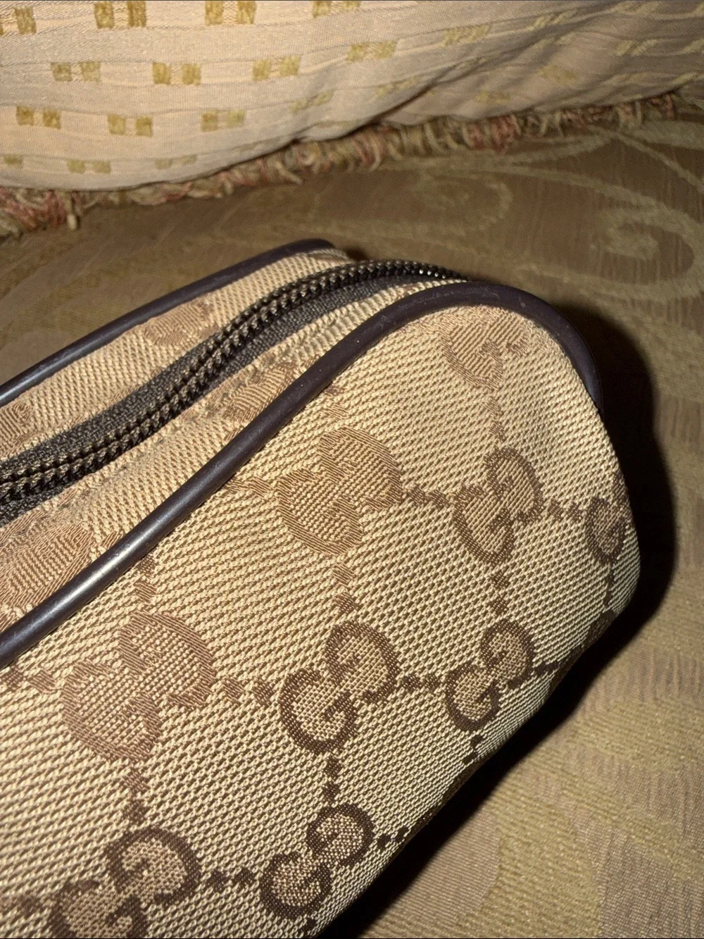 Vintage Gucci GG Canvas DressCosmetic Pouch - Model 138044 preloved
